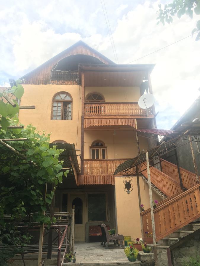 Areguni Guest House Dilijan Ngoại thất bức ảnh